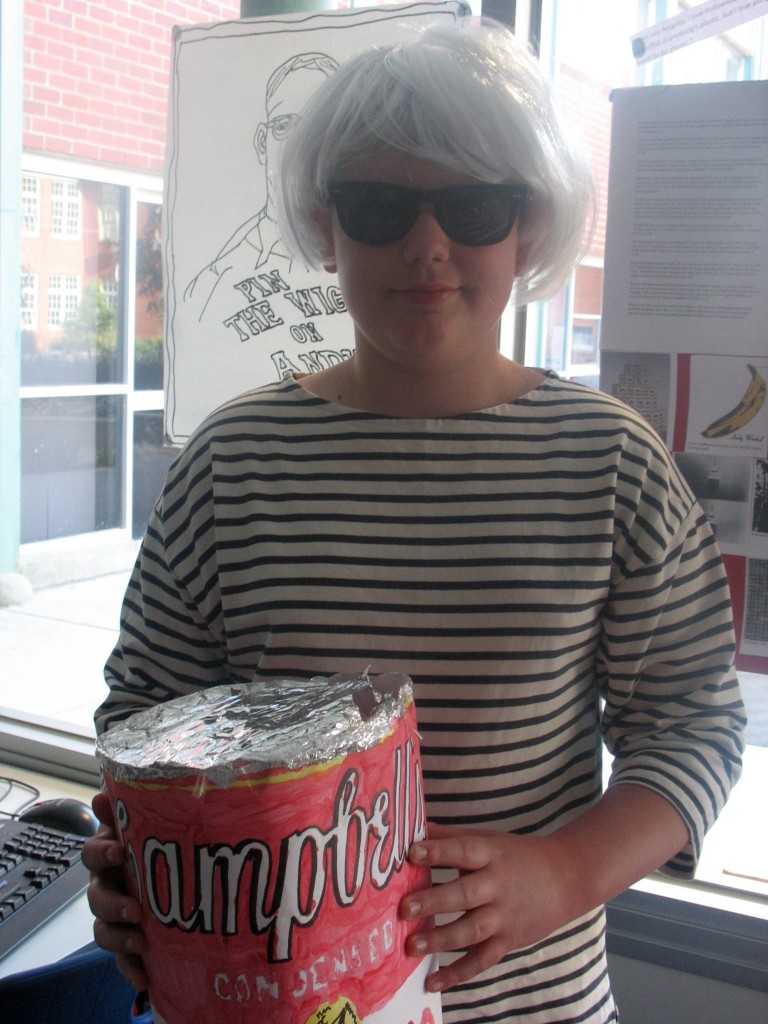 Oscar as Andy Warhol with an artistic can of soup